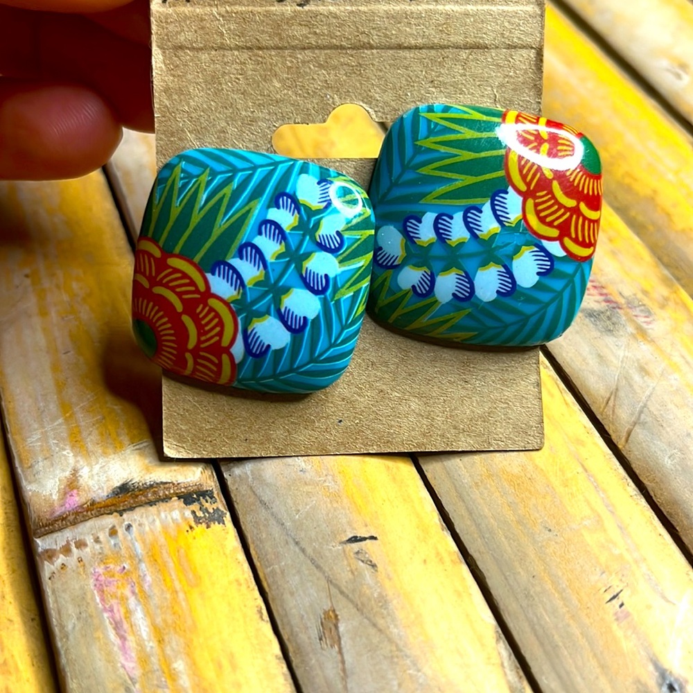 Vintage Floral Square Earrings